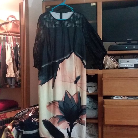 Cocktail / Formal Dress - Picture 2 of 5